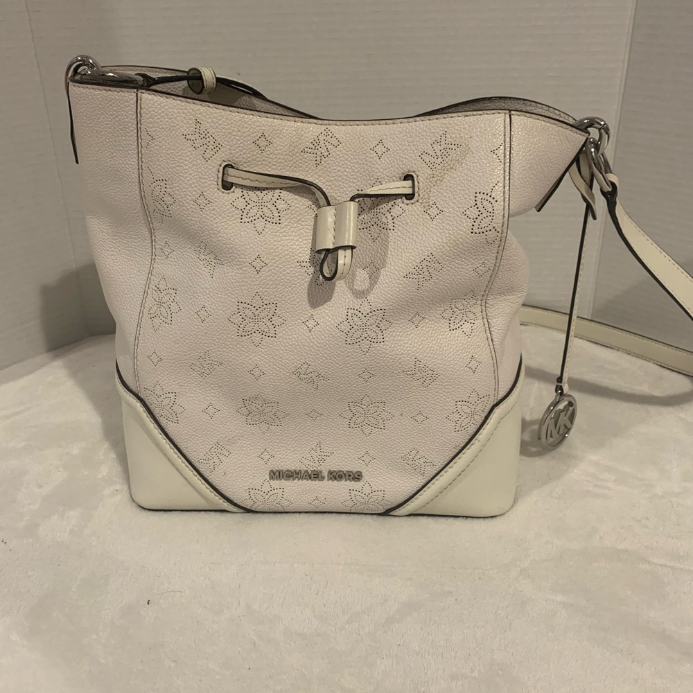 Michael Kors White Bucket Bag